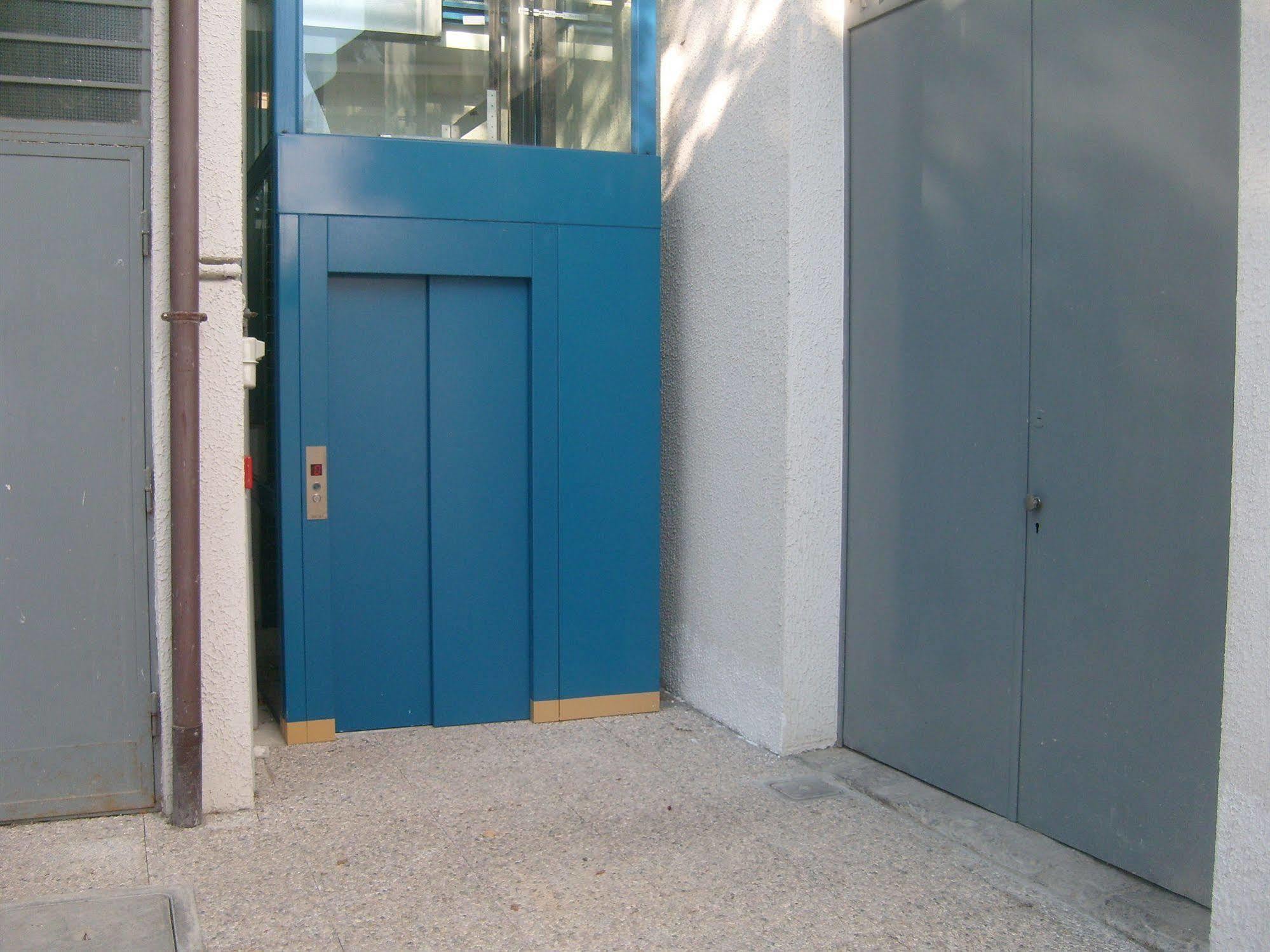 Hotel Gf Cesano Boscone Exterior foto